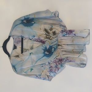 Marciano Flowy Floral Top Size Medium